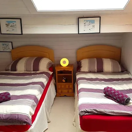 Spacious Open-plan And Peaceful In Salums Chalet
