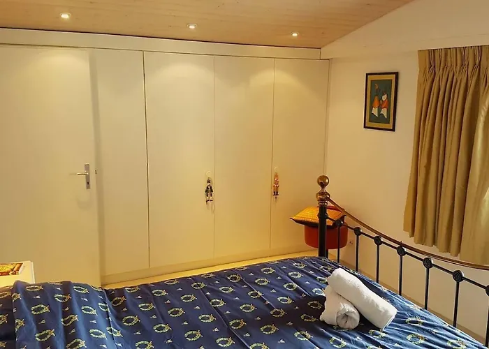 Via Valla - Spacious Open-plan And Peaceful In Salums لاكس