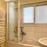 Шале Via Valla - Spacious Open-plan And Peaceful In Salums *