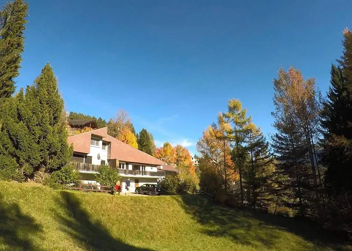 Via Valla - Spacious Open-plan And Peaceful In Salums Chalé Laax